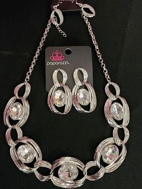 paparazzi Silver Clear Crystal Link Statement Necklace & Earring Set